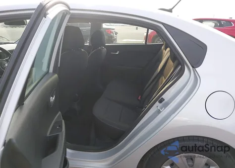 2019 Kia Rio Lx z USA, uszkodzony, nr VIN 3KPA24AB2KE227609